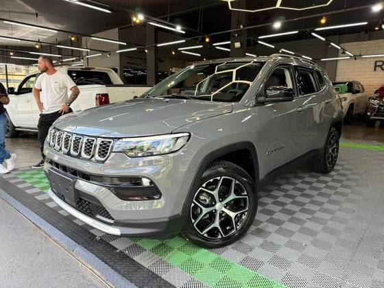 JEEP COMPASS 1.3 T270 TURBO FLEX LONGITUDE AT6